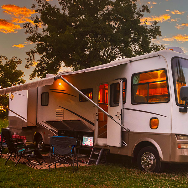 RV Resort - Marina near me – Lake of the Ozarks marina – pontoon boat rentals - jet ski rentals - houseboat rentals - boat docks near me – wet slips – wet boat slips – Mermaid Cove Marina & Boat Rentals